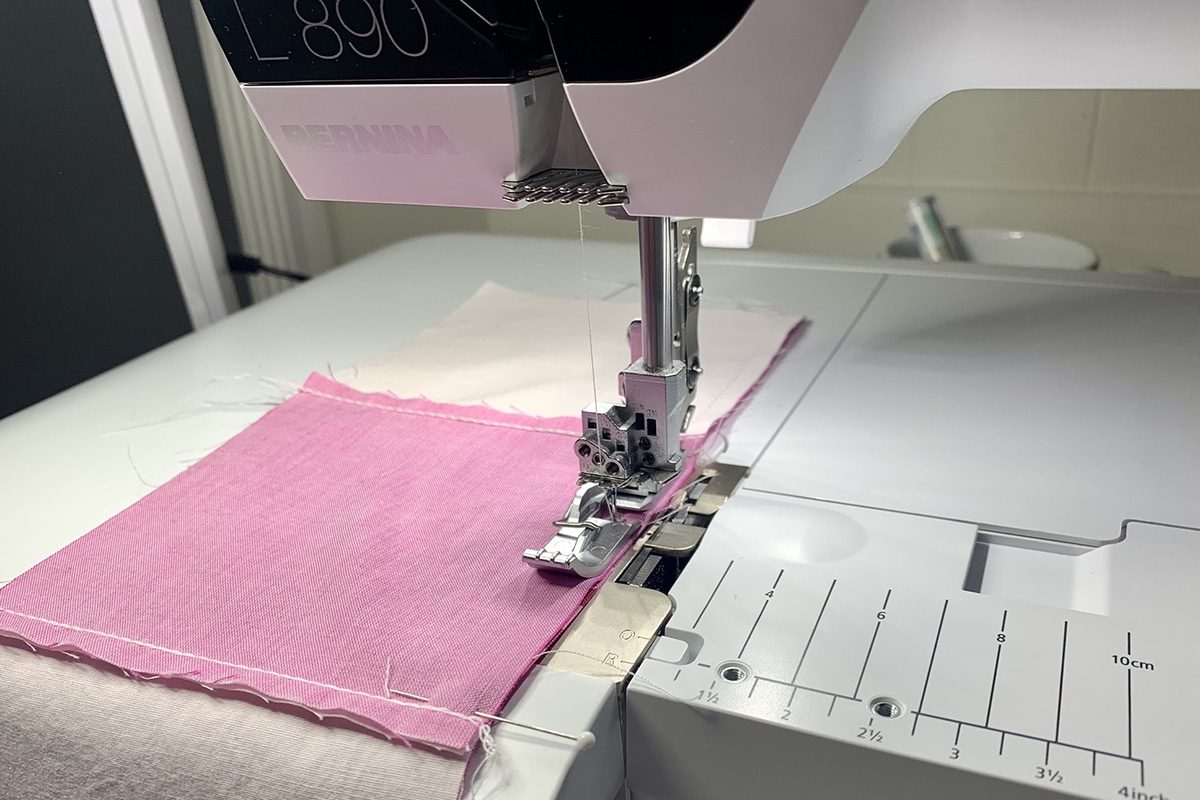 Serger_Baby_Quilt_#2_Post_04_sewing_rows_BERNINA_WeAllSew_Blog_1200x800px