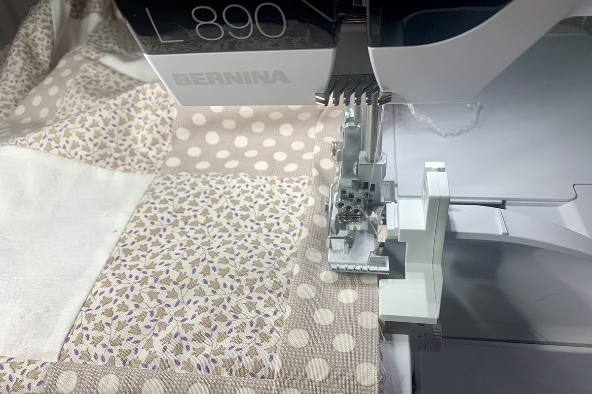 Serger_Baby_Quilt_#3_Post_16_binding_with_standard_foot_BERNINA_WeAllSew_Blog_1200x800px