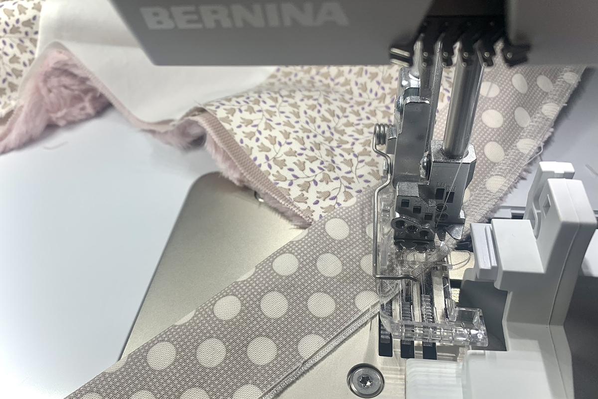 Serger_Baby_Quilt_#3_Post_23_stitching_to_corner_BERNINA_WeAllSew_Blog_1200x800px