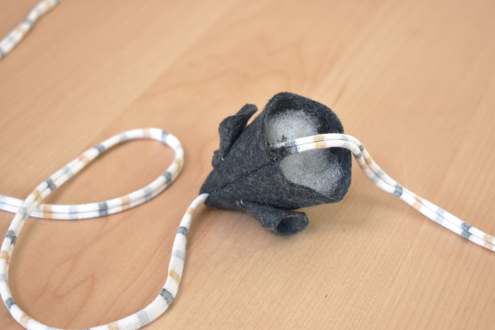 Cat Toy Mouse Tutorial by Erika Mulvenna
