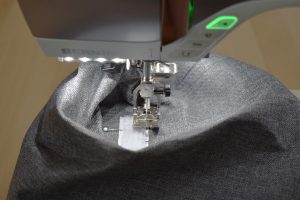 Pin Display Bag Tutorial by Erika Mulvenna