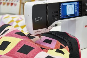 BERNINA_790_PRO_04_Computerized_Quilting_BERNINA_WeAllSew_Blog_1200x800px