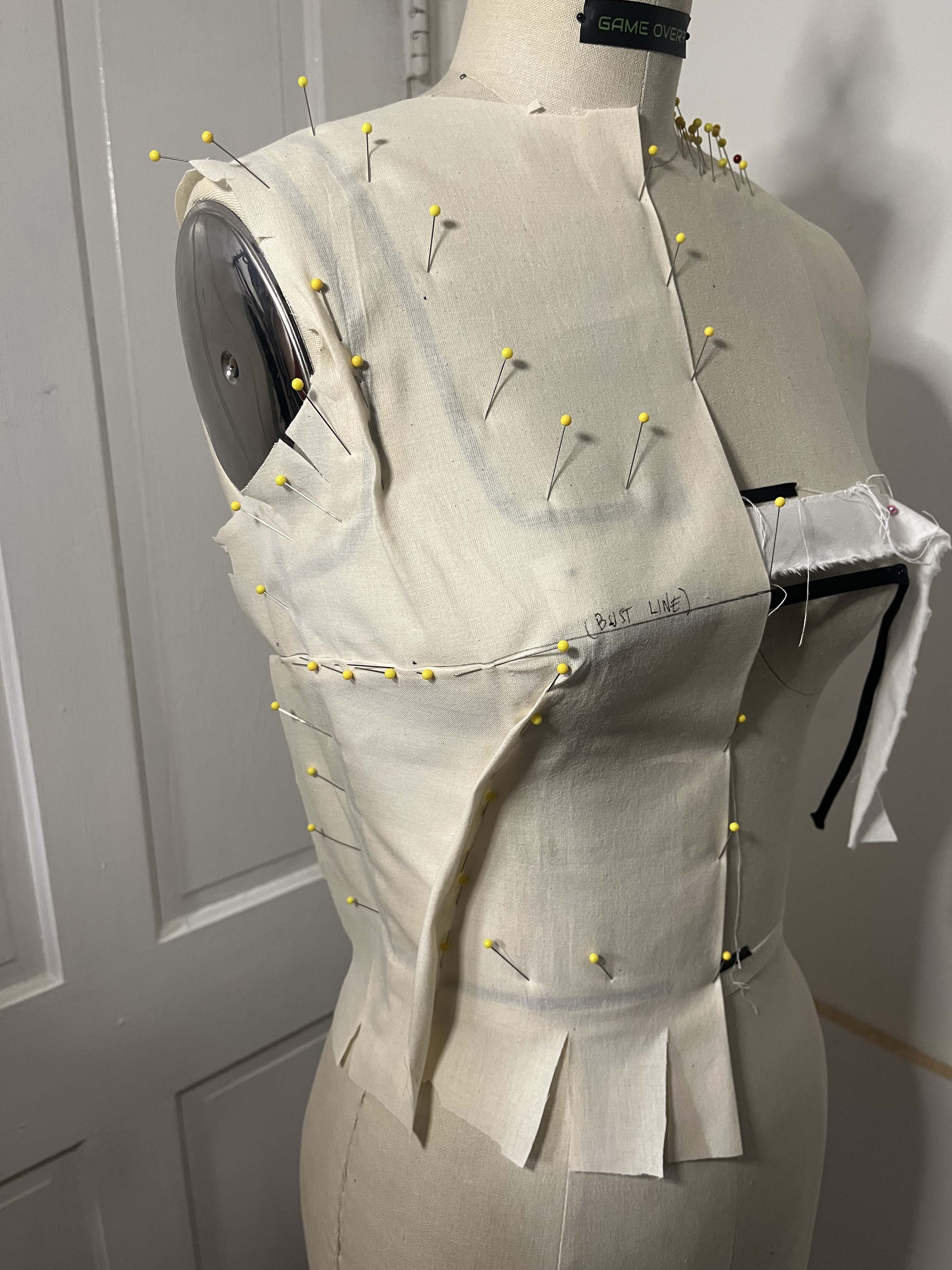 Deborah Wolff on LinkedIn: draping tecniques | DRAPING ART in 2019 | Draped  dress, Pattern draping…