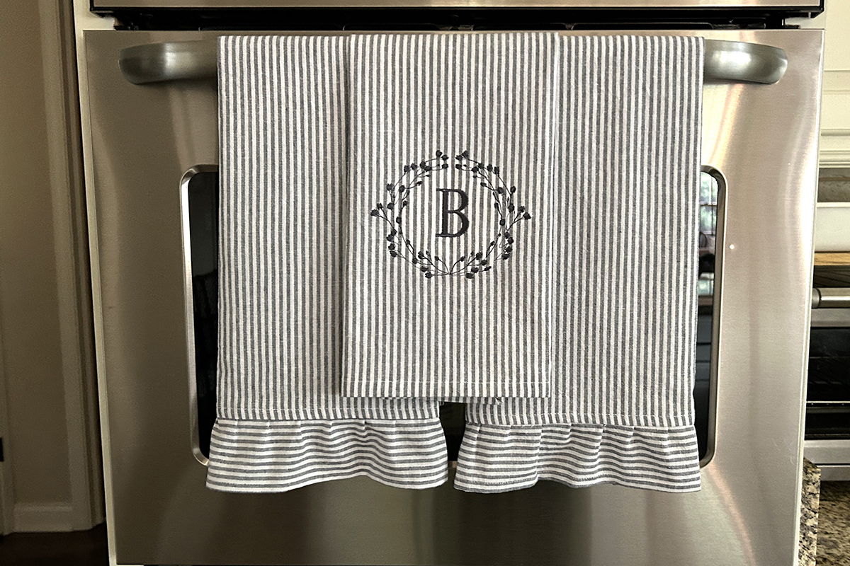 Kitchen Towel with Quilted Holder - WeAllSew