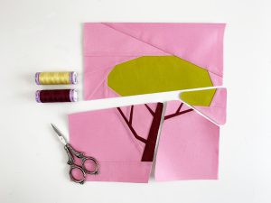 acacia tree quilt block pattern
