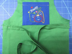side straps easy kids apron tutorial
