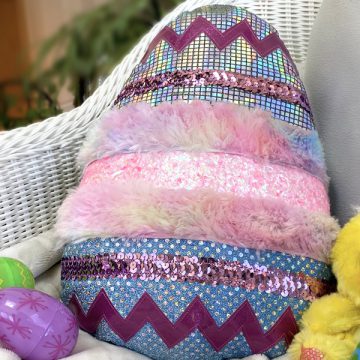 easter pillow_featured