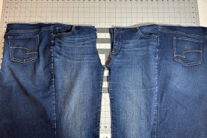 Upcycle_Jeans_to_Bag_06_jeans_open_side_by_side_BERNINA_WeAllSew_Blog_1200x800px