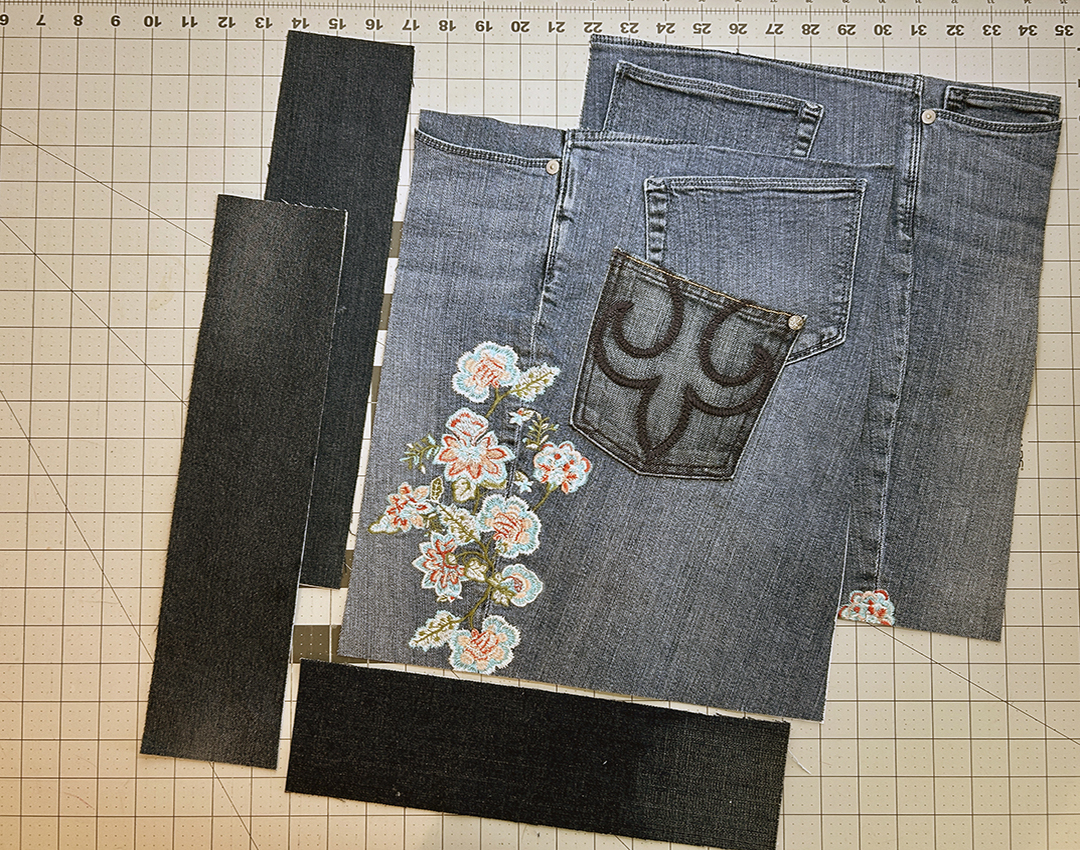 Upcycle_Jeans_to_Bag_16_5_pieces_fused_and_ready_BERNINA_WeAllSew_Blog_1080x850px