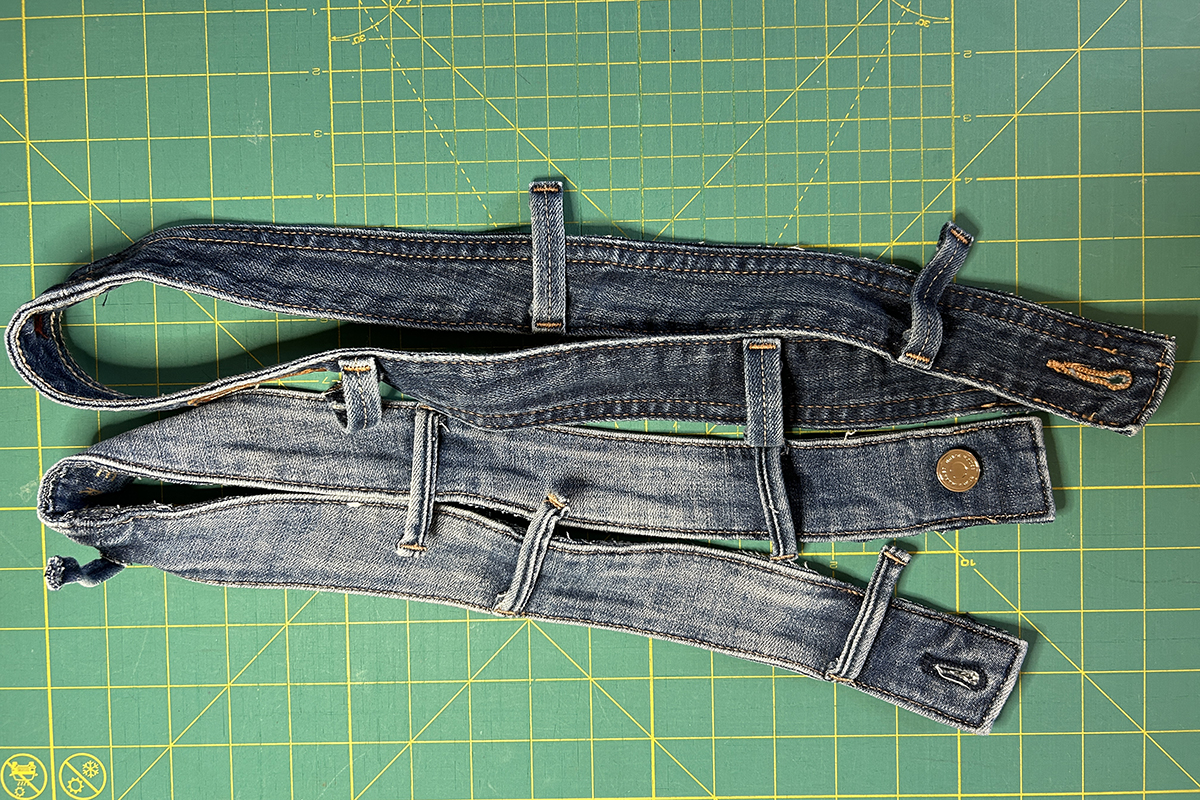 Upcycle_Jeans_to_Bag_41_waistbands_BERNINA_WeAllSew_Blog_1200x800px