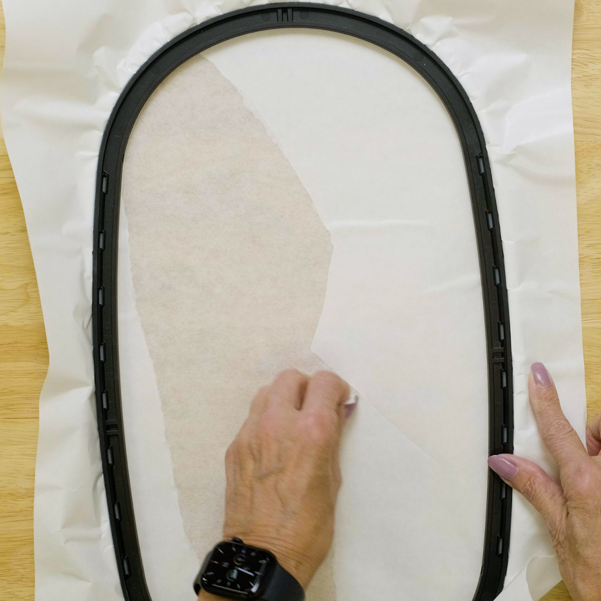 scoring stabilizer in embroidery hoop