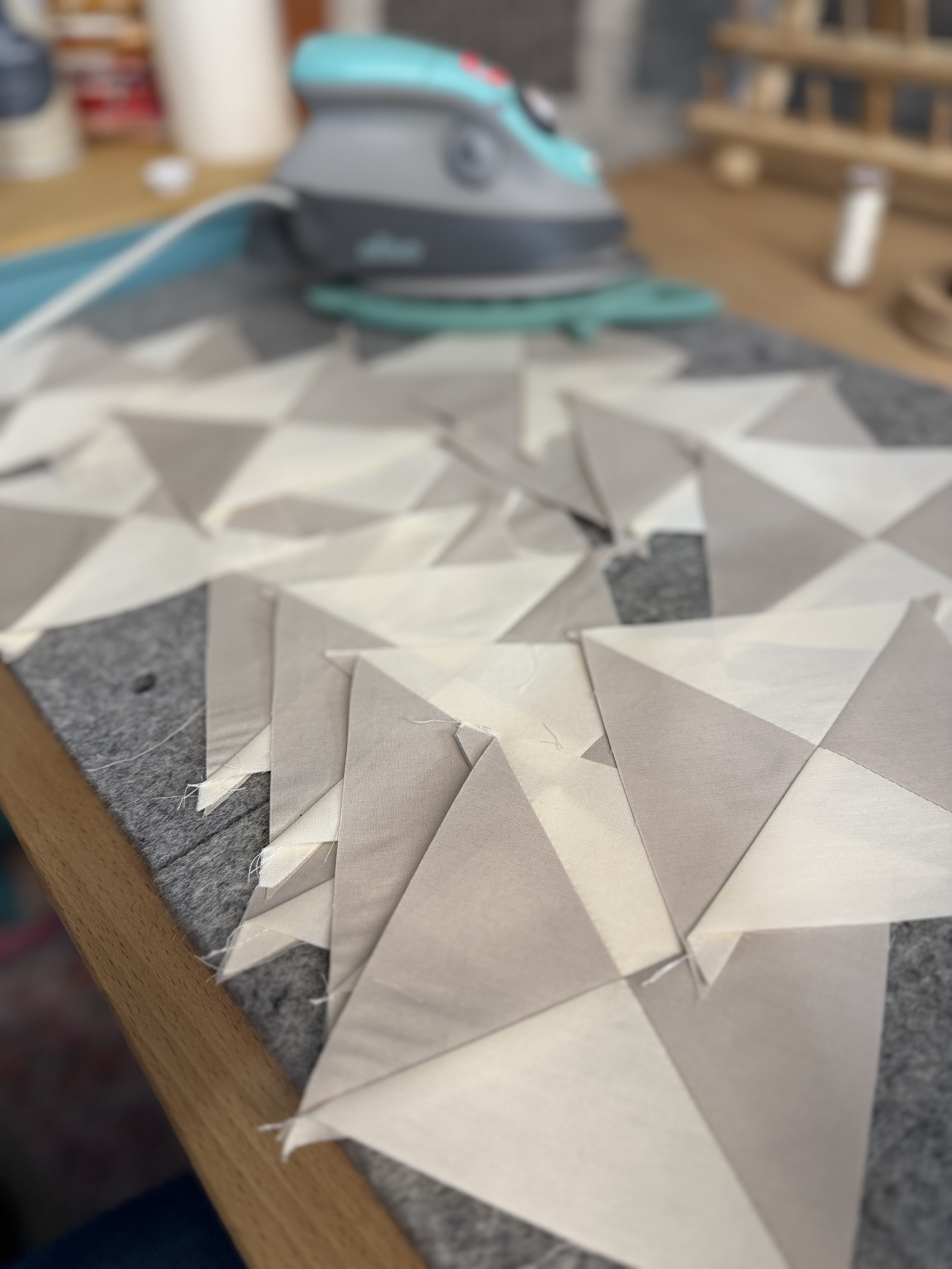 Mae Just Sew hourglass blocks