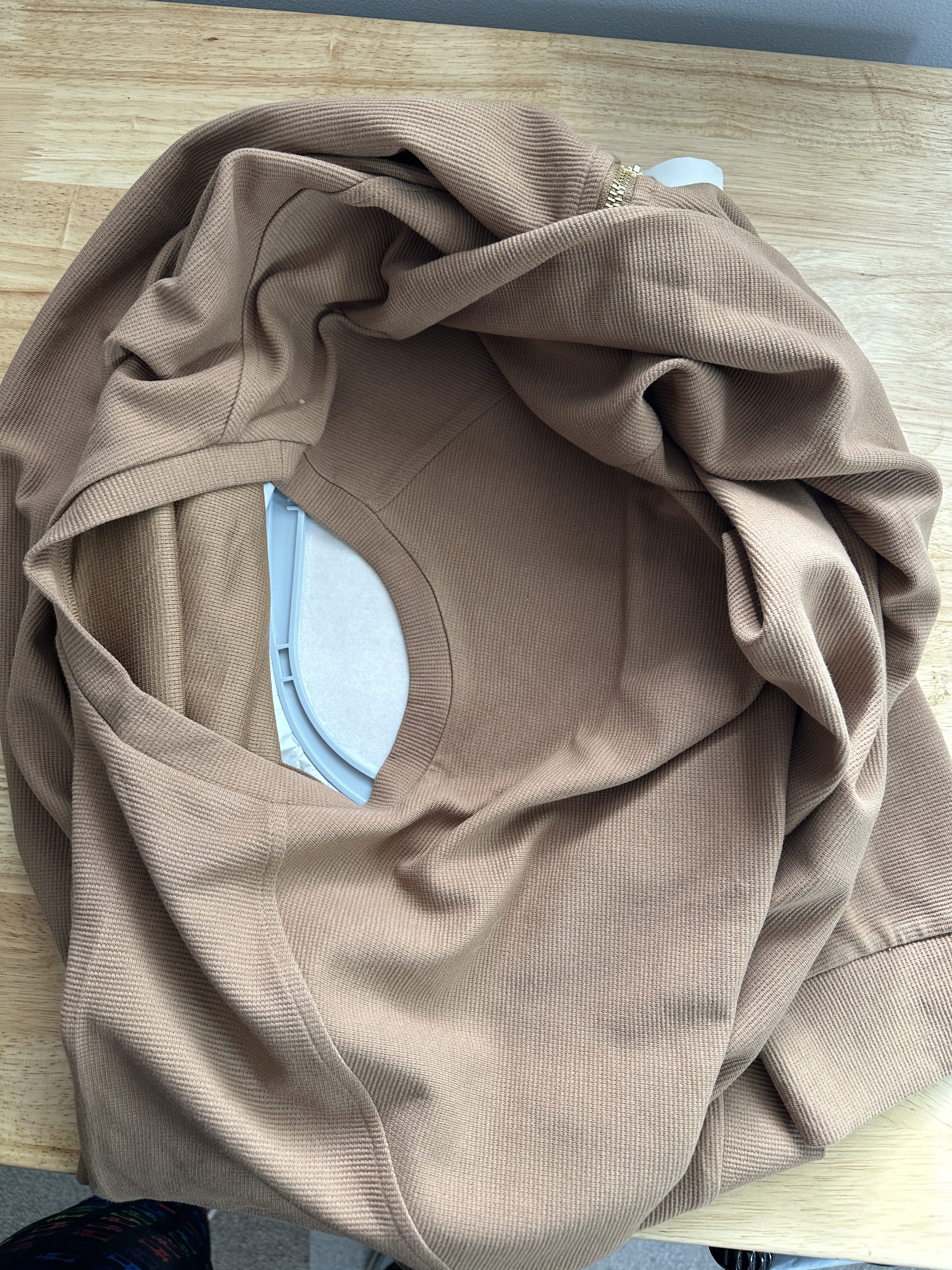 Float sweatshirt on stabilstick stabilizer for machine embroidery