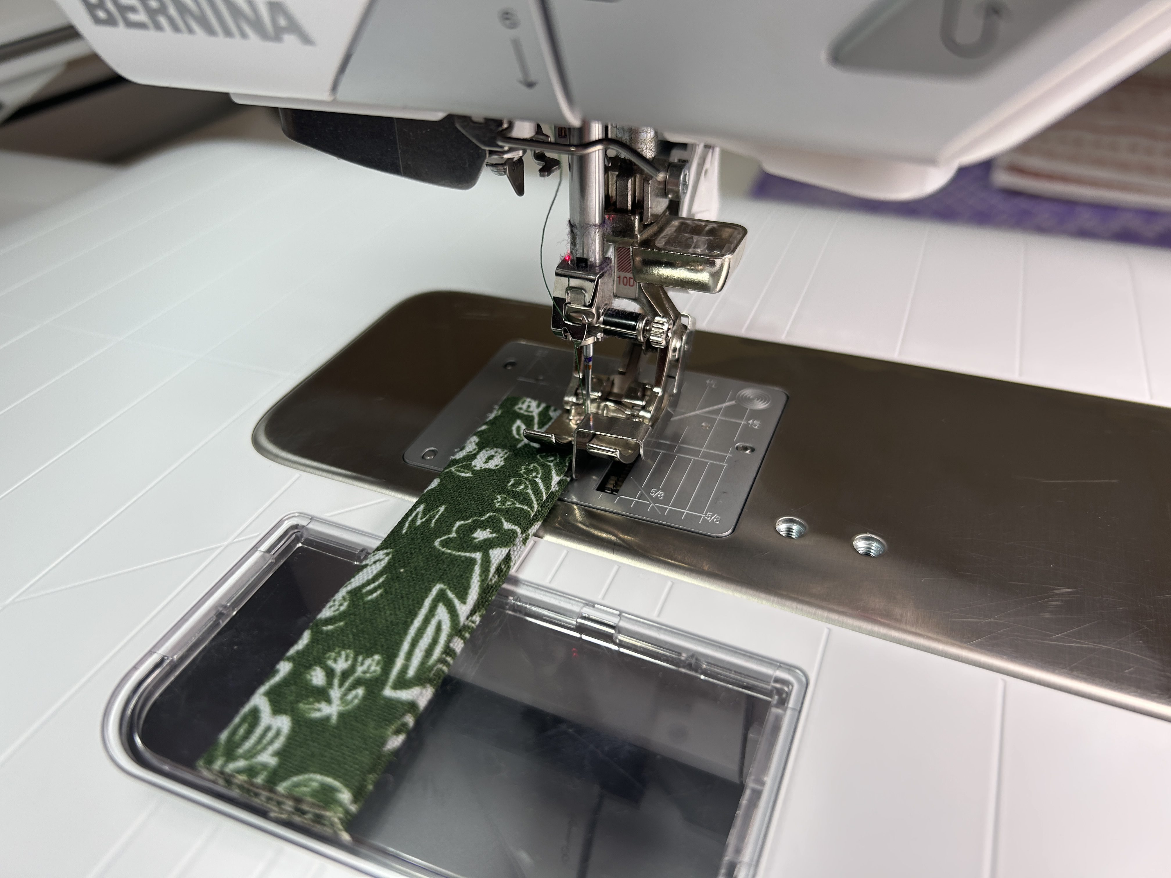 topstitch loop handle