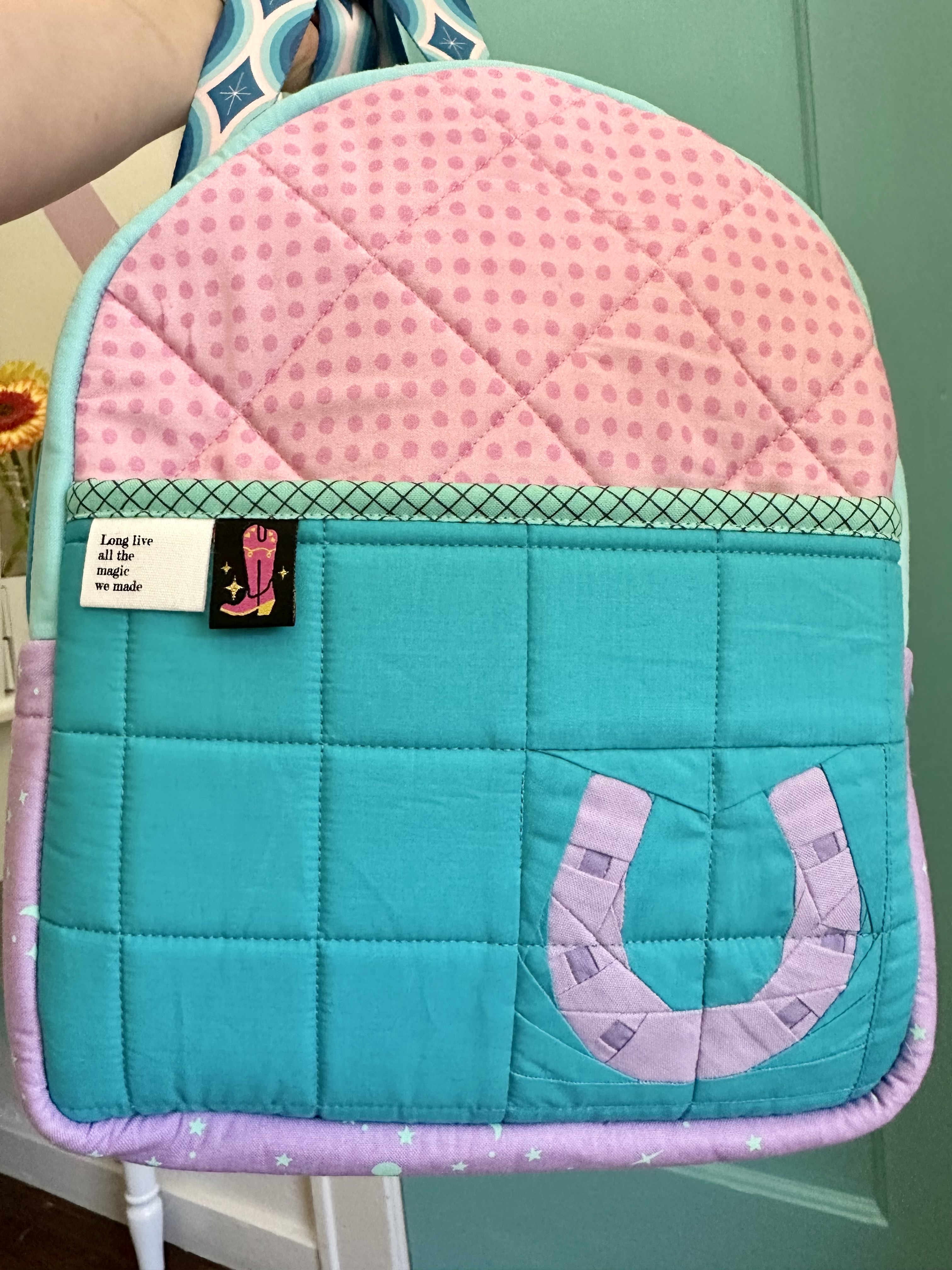 Horseshoe quilt block pattern by Joe June and Mae