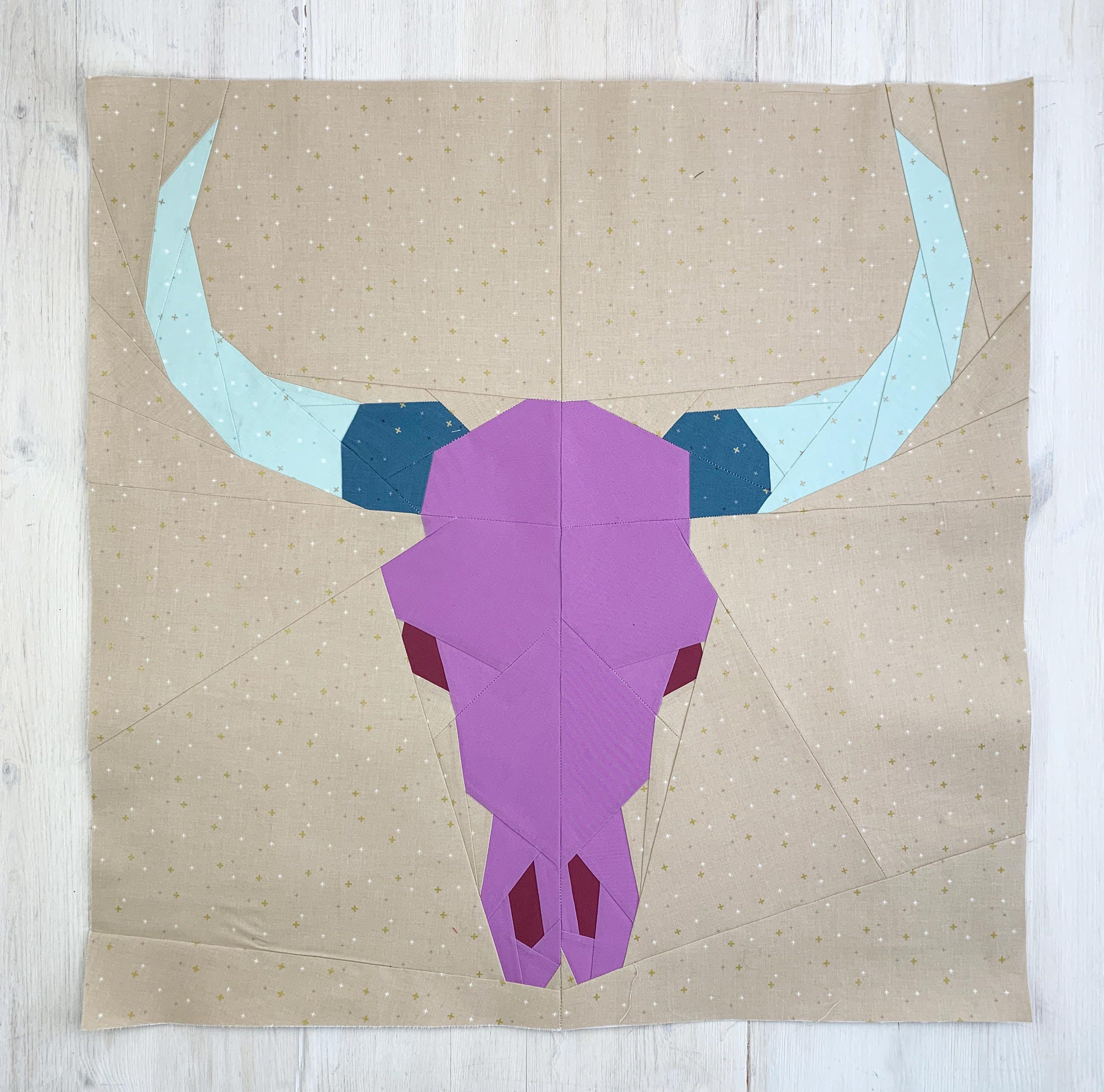 Longhorn skull quilt block pattern by Joe June and Mae