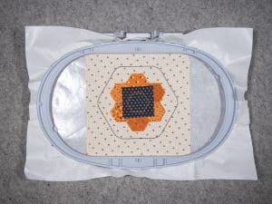 Stitch the cutting stitch. 